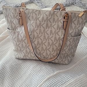 Michael Kors purse
